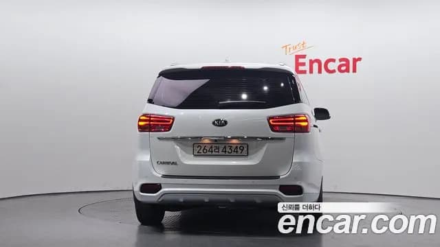 2020 Kia The New Carnival 9-Seater Luxury Sold VIN KNAMB81ABLS655218 – undercarriage 2020 Kia The New Carnival 9-Seater Luxury Sold VIN KNAMB81ABLS655218 – undercarriage