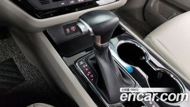 2020 Kia The New Carnival Gasoline 9-Seater Prestige Sold VIN KNAMC811BLS672633 – side profile 2020 Kia The New Carnival Gasoline 9-Seater Prestige Sold VIN KNAMC811BLS672633 – side profile
