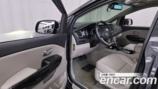 2020 Kia The New Carnival Gasoline 9-Seater Prestige Sold VIN KNAMC811BLS672633 – photo 21 2020 Kia The New Carnival Gasoline 9-Seater Prestige Sold VIN KNAMC811BLS672633 – photo 21