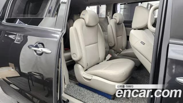 2020 Kia The New Carnival Gasoline 9-Seater Prestige Sold VIN KNAMC811BLS672633 – photo 30 2020 Kia The New Carnival Gasoline 9-Seater Prestige Sold VIN KNAMC811BLS672633 – photo 30