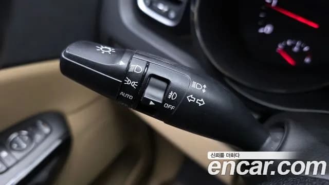 2017 Kia All New Carnival 9-seater Hi-Limousine Sold VIN KNAMC81ABHS305693 – trunk area 2017 Kia All New Carnival 9-seater Hi-Limousine Sold VIN KNAMC81ABHS305693 – trunk area