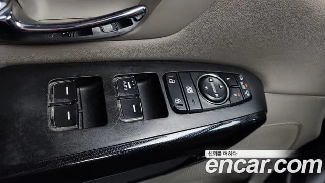 2017 Kia All New Carnival 9-seater Prestige Sold VIN KNAMC81ABHS307533 – photo 11 2017 Kia All New Carnival 9-seater Prestige Sold VIN KNAMC81ABHS307533 – photo 11