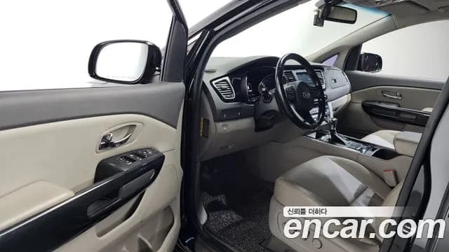 2017 Kia All New Carnival 9-seater Prestige Sold VIN KNAMC81ABHS307533 – photo 13 2017 Kia All New Carnival 9-seater Prestige Sold VIN KNAMC81ABHS307533 – photo 13