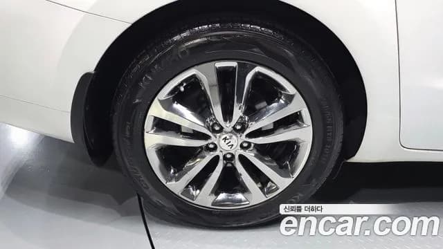 2017 Kia All New Carnival 9-seater Prestige Sold VIN KNAMC81ABHS310700 – engine bay 2017 Kia All New Carnival 9-seater Prestige Sold VIN KNAMC81ABHS310700 – engine bay