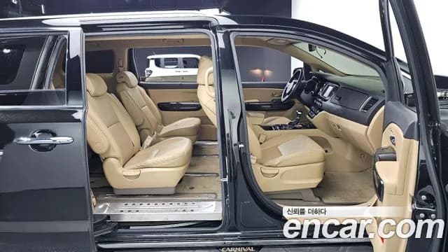 2017 Kia All New Carnival 9-seater Prestige Sold VIN KNAMC81ABHS310829 – photo 18 2017 Kia All New Carnival 9-seater Prestige Sold VIN KNAMC81ABHS310829 – photo 18