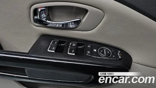 2017 Kia All New Carnival 9-seater Prestige Sold VIN KNAMC81ABHS311062 – photo 26 2017 Kia All New Carnival 9-seater Prestige Sold VIN KNAMC81ABHS311062 – photo 26