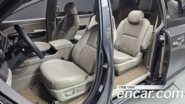 2017 Kia All New Carnival 9-seater Prestige Sold VIN KNAMC81ABHS311062 – photo 29 2017 Kia All New Carnival 9-seater Prestige Sold VIN KNAMC81ABHS311062 – photo 29