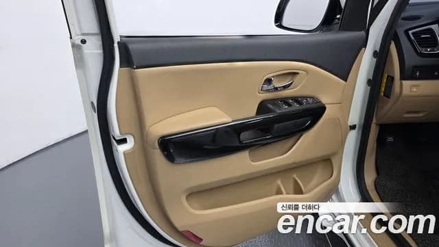 2017 Kia All New Carnival 9-seater Prestige Sold VIN KNAMC81ABHS322030 – photo 11 2017 Kia All New Carnival 9-seater Prestige Sold VIN KNAMC81ABHS322030 – photo 11