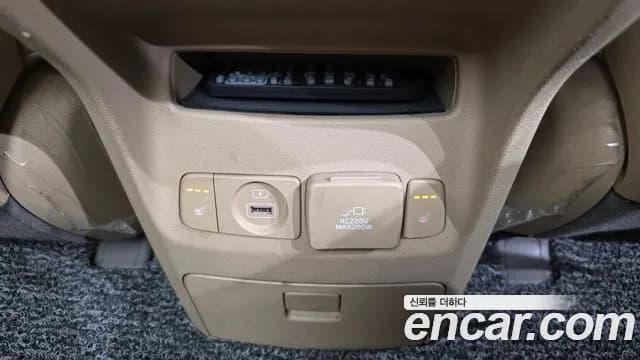2017 Kia All New Carnival 9-seater Prestige Sold VIN KNAMC81ABHS322030 – photo 26 2017 Kia All New Carnival 9-seater Prestige Sold VIN KNAMC81ABHS322030 – photo 26