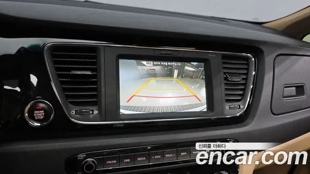 2017 Kia All New Carnival 9-seater Prestige Sold VIN KNAMC81ABHS322030 – photo 28 2017 Kia All New Carnival 9-seater Prestige Sold VIN KNAMC81ABHS322030 – photo 28