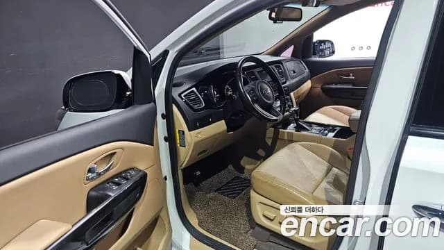 2017 Kia All New Carnival 9-seater Prestige Sold VIN KNAMC81ABHS324318 – engine bay 2017 Kia All New Carnival 9-seater Prestige Sold VIN KNAMC81ABHS324318 – engine bay