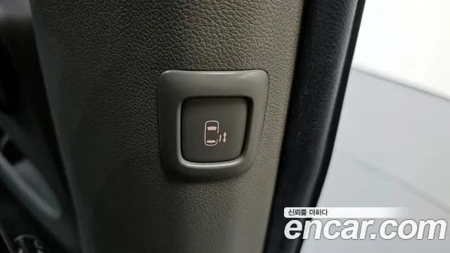 2018 Kia All New Carnival 9-seater Prestige Sold VIN KNAMC81ABJS356450 – photo 11 2018 Kia All New Carnival 9-seater Prestige Sold VIN KNAMC81ABJS356450 – photo 11