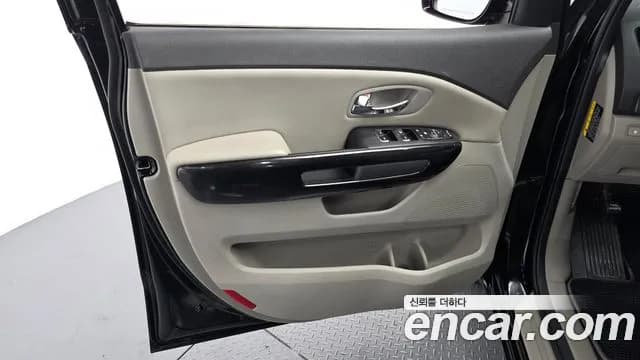 2018 Kia All New Carnival 9-seater Prestige Sold VIN KNAMC81ABJS361852 – photo 18 2018 Kia All New Carnival 9-seater Prestige Sold VIN KNAMC81ABJS361852 – photo 18