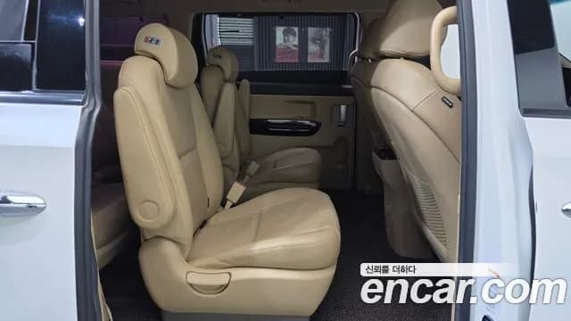 2018 Kia All New Carnival 9-seater Prestige Sold VIN KNAMC81ABJS368408 – trunk area 2018 Kia All New Carnival 9-seater Prestige Sold VIN KNAMC81ABJS368408 – trunk area
