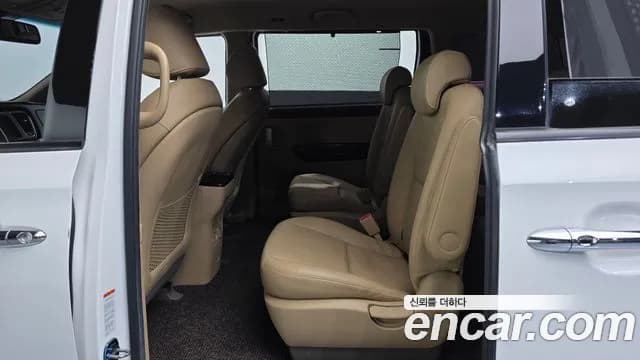 2018 Kia All New Carnival 9-seater Prestige Sold VIN KNAMC81ABJS368408 – photo 32 2018 Kia All New Carnival 9-seater Prestige Sold VIN KNAMC81ABJS368408 – photo 32