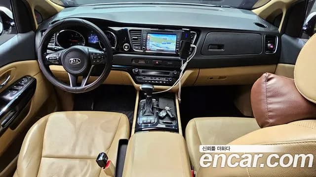 2018 Kia All New Carnival 9-seater Prestige Sold VIN KNAMC81ABJS374670 – interior seats 2018 Kia All New Carnival 9-seater Prestige Sold VIN KNAMC81ABJS374670 – interior seats