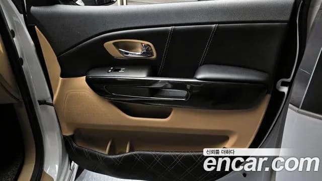2018 Kia All New Carnival 9-seater Hi-Limousine Sold VIN KNAMC81ABJS384432 – rear exterior 2018 Kia All New Carnival 9-seater Hi-Limousine Sold VIN KNAMC81ABJS384432 – rear exterior