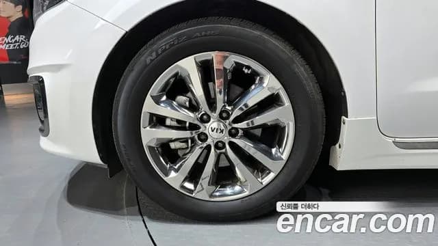 2018 Kia All New Carnival 9-seater Hi-Limousine Sold VIN KNAMC81ABJS384432 – undercarriage 2018 Kia All New Carnival 9-seater Hi-Limousine Sold VIN KNAMC81ABJS384432 – undercarriage
