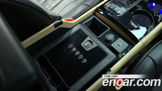 2018 Kia All New Carnival 9-seater Hi-Limousine Sold VIN KNAMC81ABJS384432 – photo 28 2018 Kia All New Carnival 9-seater Hi-Limousine Sold VIN KNAMC81ABJS384432 – photo 28
