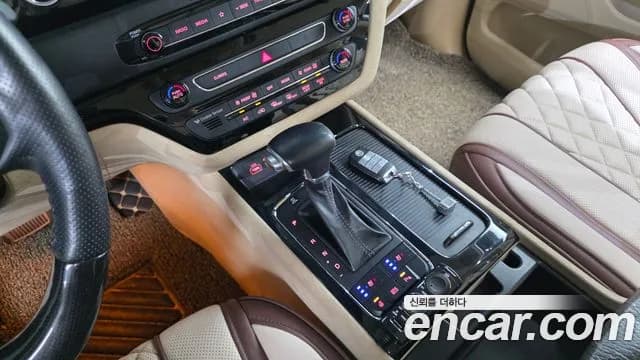 2018 Kia All New Carnival 9-seater Hi-Limousine Sold VIN KNAMC81ABJS384439 – odometer reading 2018 Kia All New Carnival 9-seater Hi-Limousine Sold VIN KNAMC81ABJS384439 – odometer reading
