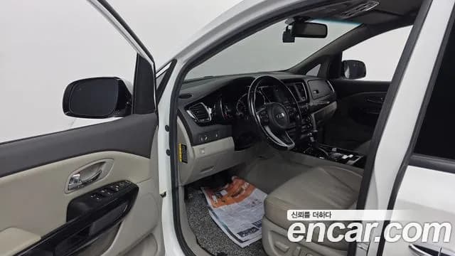2018 Kia All New Carnival 9-seater Prestige Sold VIN KNAMC81ABJS396208 – engine bay 2018 Kia All New Carnival 9-seater Prestige Sold VIN KNAMC81ABJS396208 – engine bay