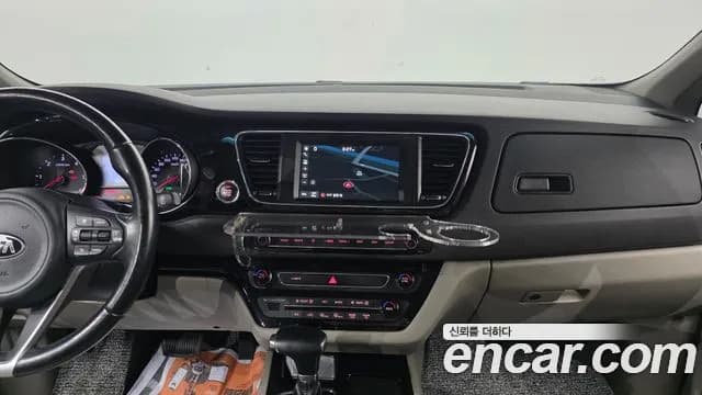 2018 Kia All New Carnival 9-seater Prestige Sold VIN KNAMC81ABJS396208 – photo 15 2018 Kia All New Carnival 9-seater Prestige Sold VIN KNAMC81ABJS396208 – photo 15