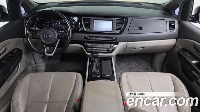 2018 Kia All New Carnival 7-seater Limousine Sold VIN KNAMC81ABJS418440 – front exterior 2018 Kia All New Carnival 7-seater Limousine Sold VIN KNAMC81ABJS418440 – front exterior