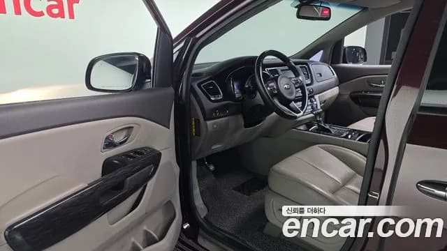 2018 Kia All New Carnival 7-seater Limousine Sold VIN KNAMC81ABJS418440 – photo 17 2018 Kia All New Carnival 7-seater Limousine Sold VIN KNAMC81ABJS418440 – photo 17