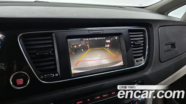 2018 Kia All New Carnival 7-seater Limousine Sold VIN KNAMC81ABJS430026 – exterior detail 2018 Kia All New Carnival 7-seater Limousine Sold VIN KNAMC81ABJS430026 – exterior detail