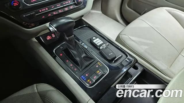 2018 Kia All New Carnival 7-seater Limousine Sold VIN KNAMC81ABJS430026 – photo 13 2018 Kia All New Carnival 7-seater Limousine Sold VIN KNAMC81ABJS430026 – photo 13
