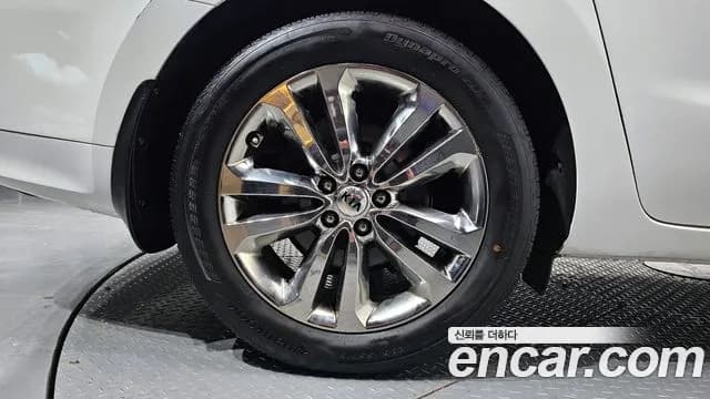 2018 Kia All New Carnival 7-seater Limousine Sold VIN KNAMC81ABJS430026 – photo 16 2018 Kia All New Carnival 7-seater Limousine Sold VIN KNAMC81ABJS430026 – photo 16