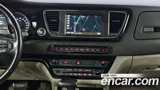 2018 Kia All New Carnival 9-seater Prestige Sold VIN KNAMC81ABJS431904 – trunk area 2018 Kia All New Carnival 9-seater Prestige Sold VIN KNAMC81ABJS431904 – trunk area