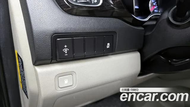 2019 Kia The New Carnival 9-Seater Prstige Sold VIN KNAMC81ABKS465068 – side profile 2019 Kia The New Carnival 9-Seater Prstige Sold VIN KNAMC81ABKS465068 – side profile
