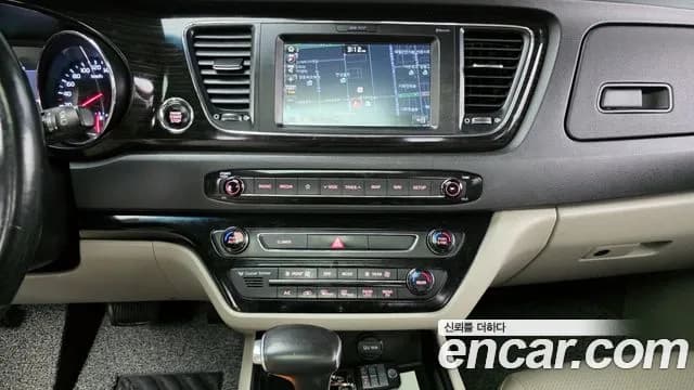 2019 Kia The New Carnival 9-Seater Prstige Sold VIN KNAMC81ABKS465068 – photo 17 2019 Kia The New Carnival 9-Seater Prstige Sold VIN KNAMC81ABKS465068 – photo 17