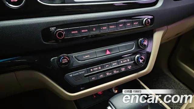 2019 Kia The New Carnival 9-Seater Prstige Sold VIN KNAMC81ABKS481904 – photo 13 2019 Kia The New Carnival 9-Seater Prstige Sold VIN KNAMC81ABKS481904 – photo 13