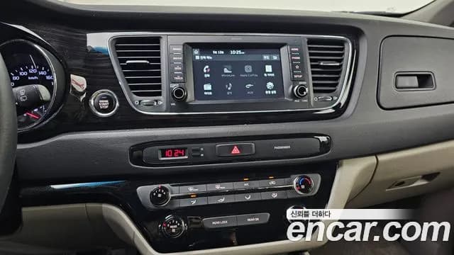 2019 Kia The New Carnival 9-Seater Prstige Sold VIN KNAMC81ABKS495872 – side profile 2019 Kia The New Carnival 9-Seater Prstige Sold VIN KNAMC81ABKS495872 – side profile