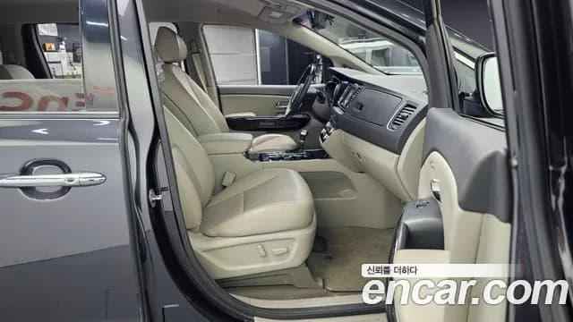 2019 Kia The New Carnival 9-Seater Prstige Sold VIN KNAMC81ABKS495872 – photo 18 2019 Kia The New Carnival 9-Seater Prstige Sold VIN KNAMC81ABKS495872 – photo 18
