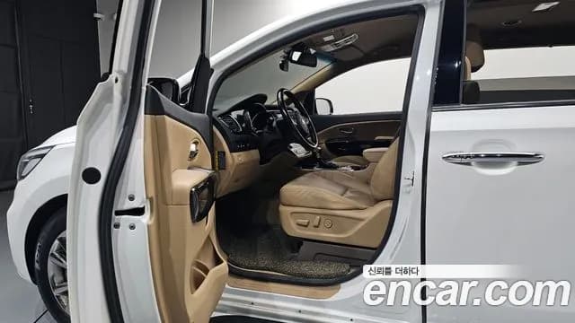 2019 Kia The New Carnival 9-Seater Prstige Sold VIN KNAMC81ABKS504878 – rear exterior 2019 Kia The New Carnival 9-Seater Prstige Sold VIN KNAMC81ABKS504878 – rear exterior