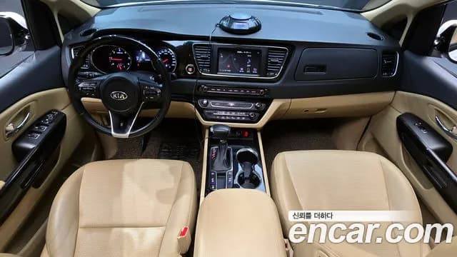 2019 Kia The New Carnival 9-Seater Prstige Sold VIN KNAMC81ABKS512960 – rear exterior 2019 Kia The New Carnival 9-Seater Prstige Sold VIN KNAMC81ABKS512960 – rear exterior