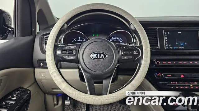 2019 Kia The New Carnival 9-Seater Prstige Sold VIN KNAMC81ABKS521898 – odometer reading 2019 Kia The New Carnival 9-Seater Prstige Sold VIN KNAMC81ABKS521898 – odometer reading