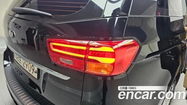 2019 Kia The New Carnival 9-Seater Prstige Sold VIN KNAMC81ABKS531688 – photo 13 2019 Kia The New Carnival 9-Seater Prstige Sold VIN KNAMC81ABKS531688 – photo 13