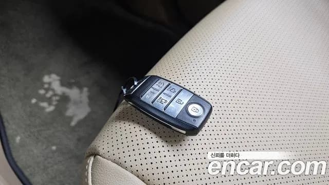 2019 Kia The New Carnival 9-Seater Prstige Sold VIN KNAMC81ABKS531688 – photo 19 2019 Kia The New Carnival 9-Seater Prstige Sold VIN KNAMC81ABKS531688 – photo 19