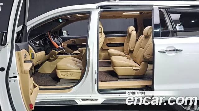 2019 Kia The New Carnival 9-Seater Prstige Sold VIN KNAMC81ABKS533353 – photo 14 2019 Kia The New Carnival 9-Seater Prstige Sold VIN KNAMC81ABKS533353 – photo 14