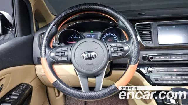 2019 Kia The New Carnival 9-Seater Prstige Sold VIN KNAMC81ABKS533353 – photo 16 2019 Kia The New Carnival 9-Seater Prstige Sold VIN KNAMC81ABKS533353 – photo 16