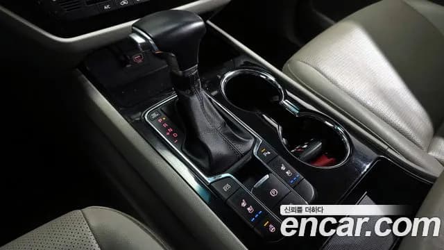 2019 Kia The New Carnival 9-Seater Prstige Sold VIN KNAMC81ABKS533366 – interior seats 2019 Kia The New Carnival 9-Seater Prstige Sold VIN KNAMC81ABKS533366 – interior seats