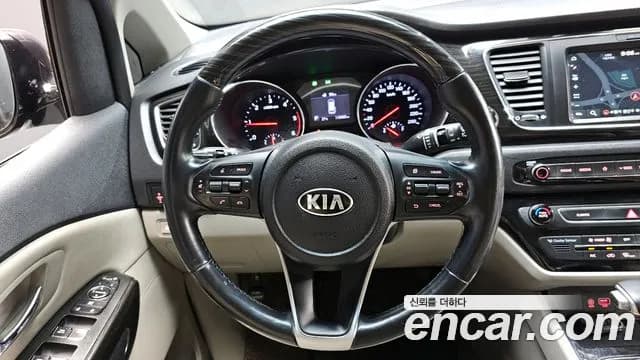 2019 Kia The New Carnival 9-Seater Prstige Sold VIN KNAMC81ABKS567821 – photo 16 2019 Kia The New Carnival 9-Seater Prstige Sold VIN KNAMC81ABKS567821 – photo 16