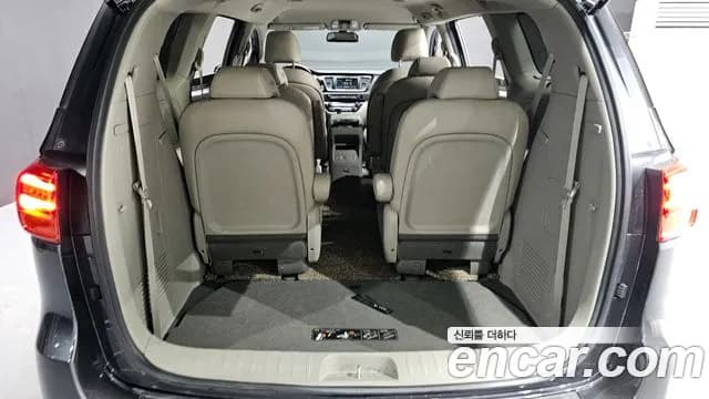 2019 Kia The New Carnival 9-Seater Prstige Sold VIN KNAMC81ABKS567821 – photo 17 2019 Kia The New Carnival 9-Seater Prstige Sold VIN KNAMC81ABKS567821 – photo 17