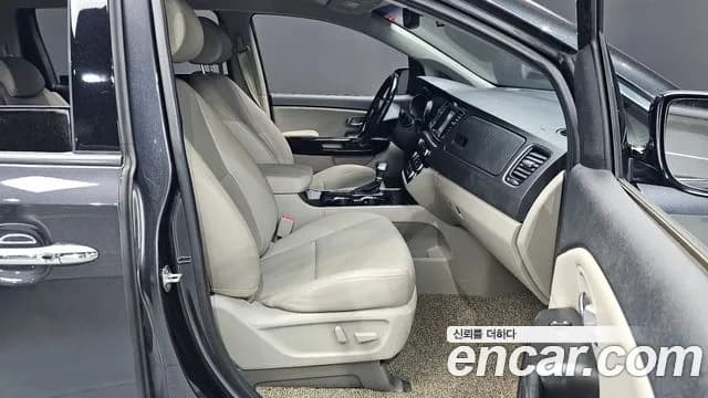 2019 Kia The New Carnival 9-Seater Prstige Sold VIN KNAMC81ABKS567821 – photo 28 2019 Kia The New Carnival 9-Seater Prstige Sold VIN KNAMC81ABKS567821 – photo 28