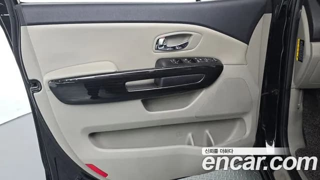 2019 Kia The New Carnival 9-Seater Prstige Sold VIN KNAMC81ABKS578009 – front exterior 2019 Kia The New Carnival 9-Seater Prstige Sold VIN KNAMC81ABKS578009 – front exterior