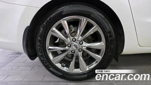 2019 Kia The New Carnival 9-Seater Prstige Sold VIN KNAMC81ABKS579243 – front exterior 2019 Kia The New Carnival 9-Seater Prstige Sold VIN KNAMC81ABKS579243 – front exterior